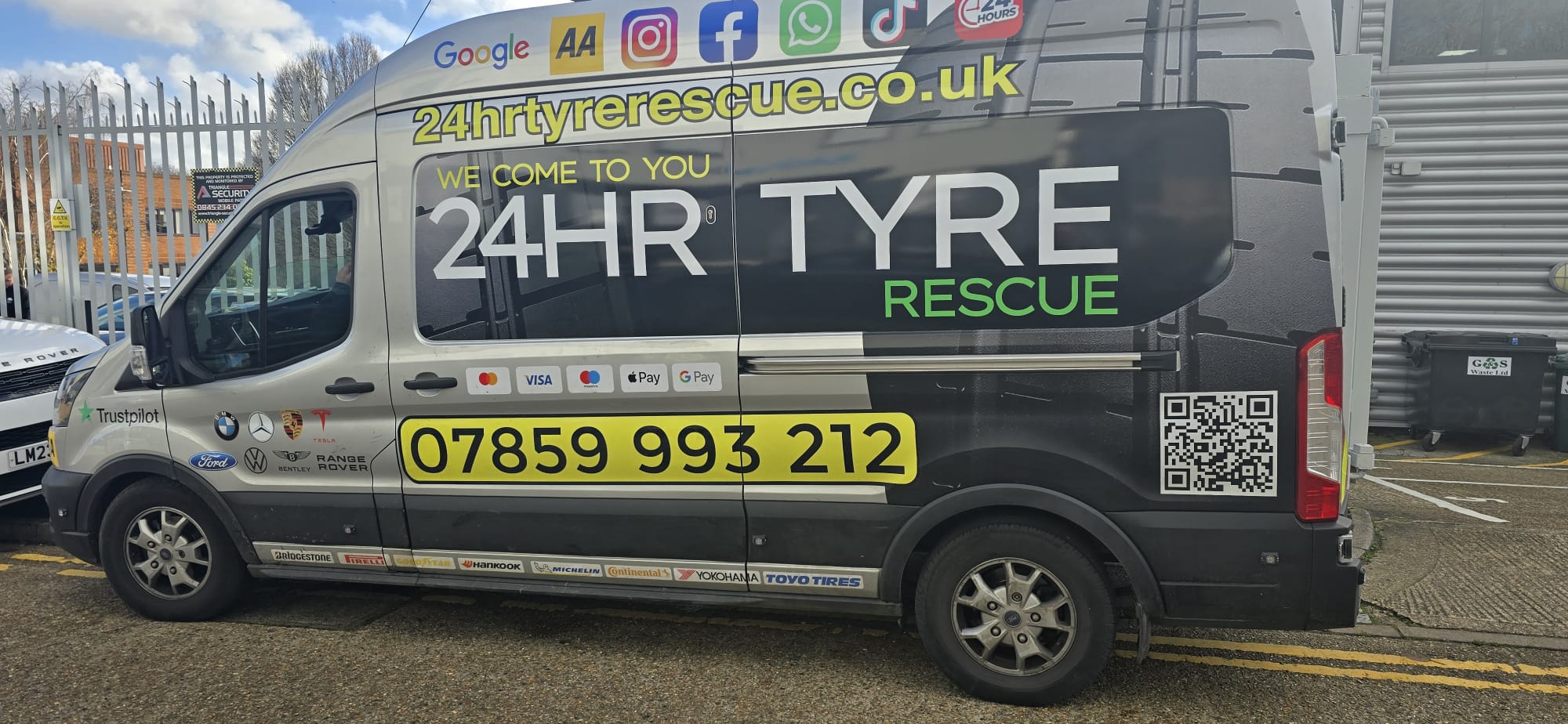 A branded van for 24-hour mobile tyre rescue service, featuring contact details and payment options. Suitable for {{category}} in {{place}}.