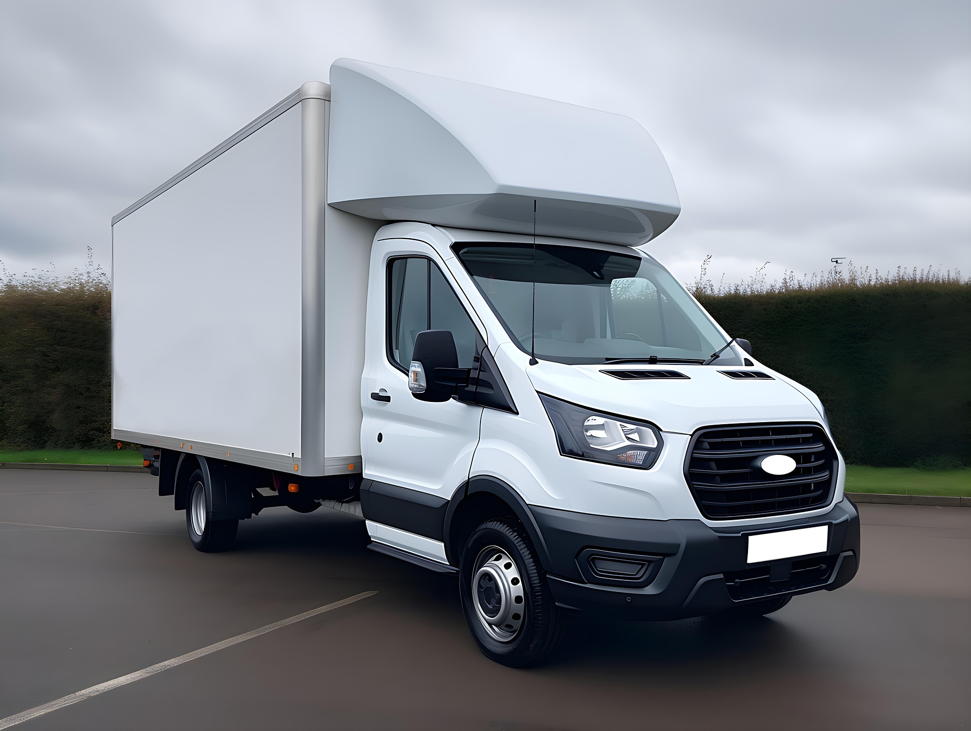 white-ford-transit-8396822_1920