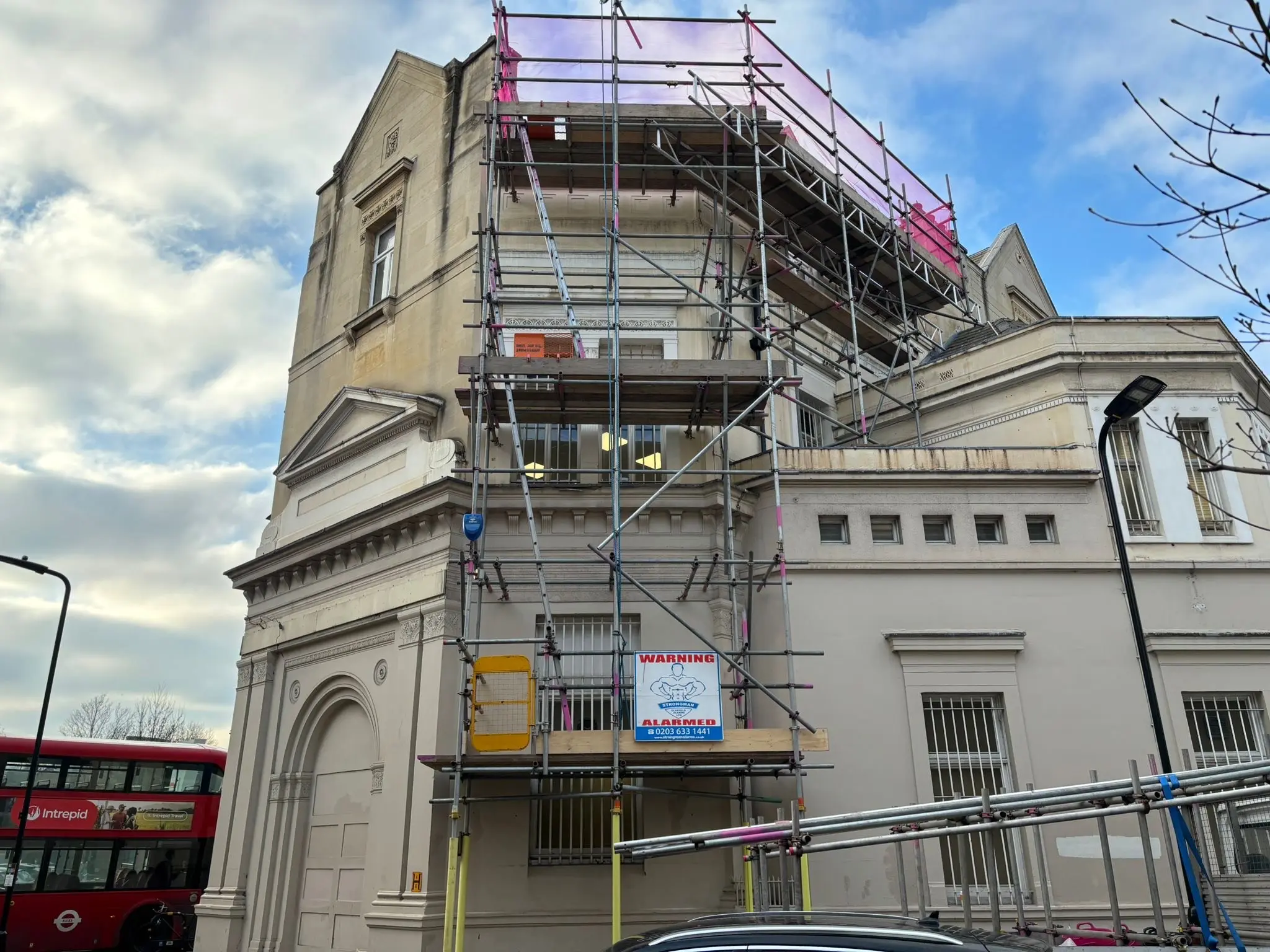 9c8c617a-c15d-48c6-961e-ec1203ab2119